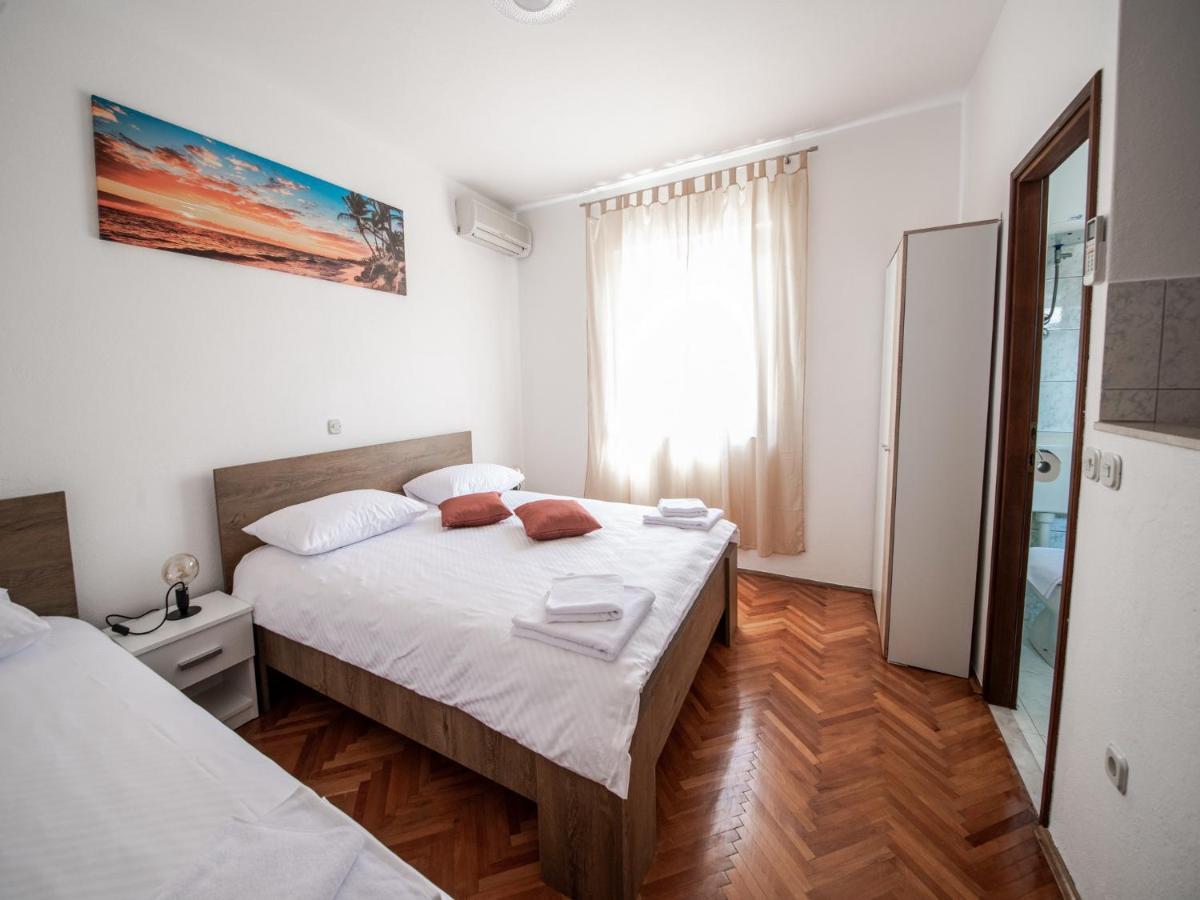 Apartments Zora Селине Экстерьер фото