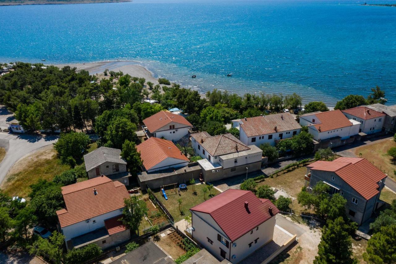 Apartments Zora Селине Экстерьер фото