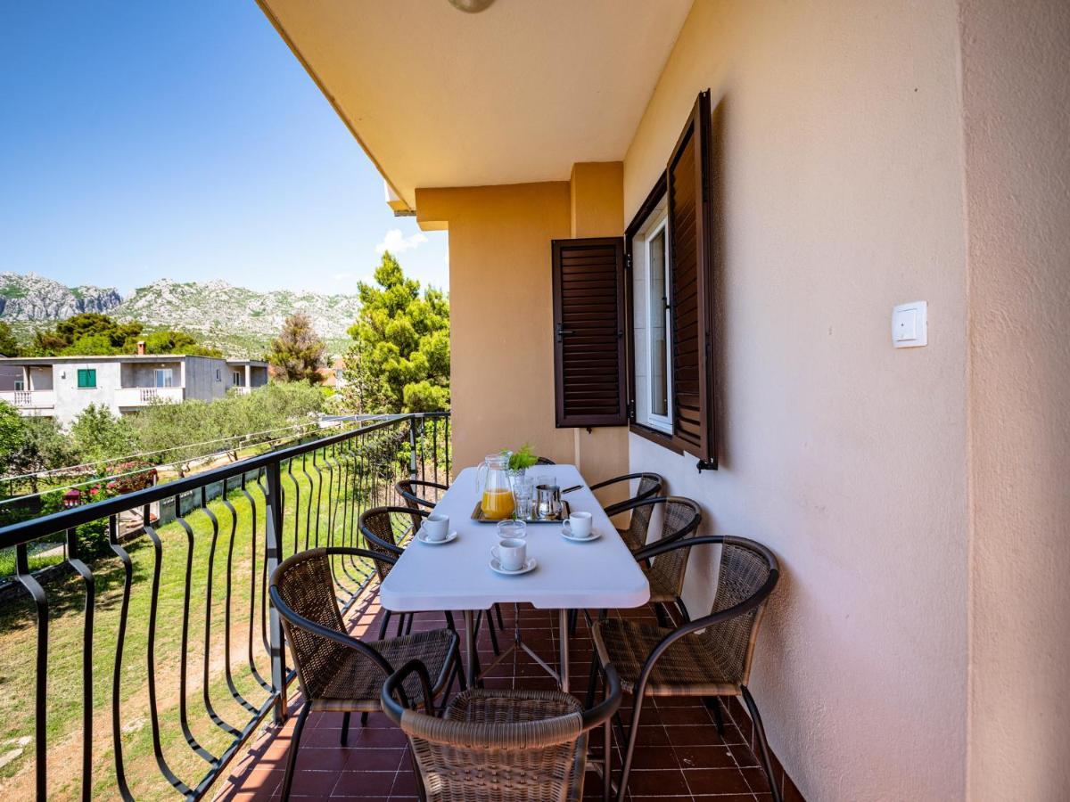 Apartments Zora Селине Экстерьер фото
