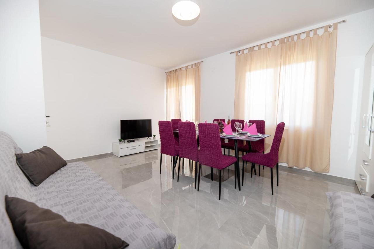 Apartments Zora Селине Экстерьер фото
