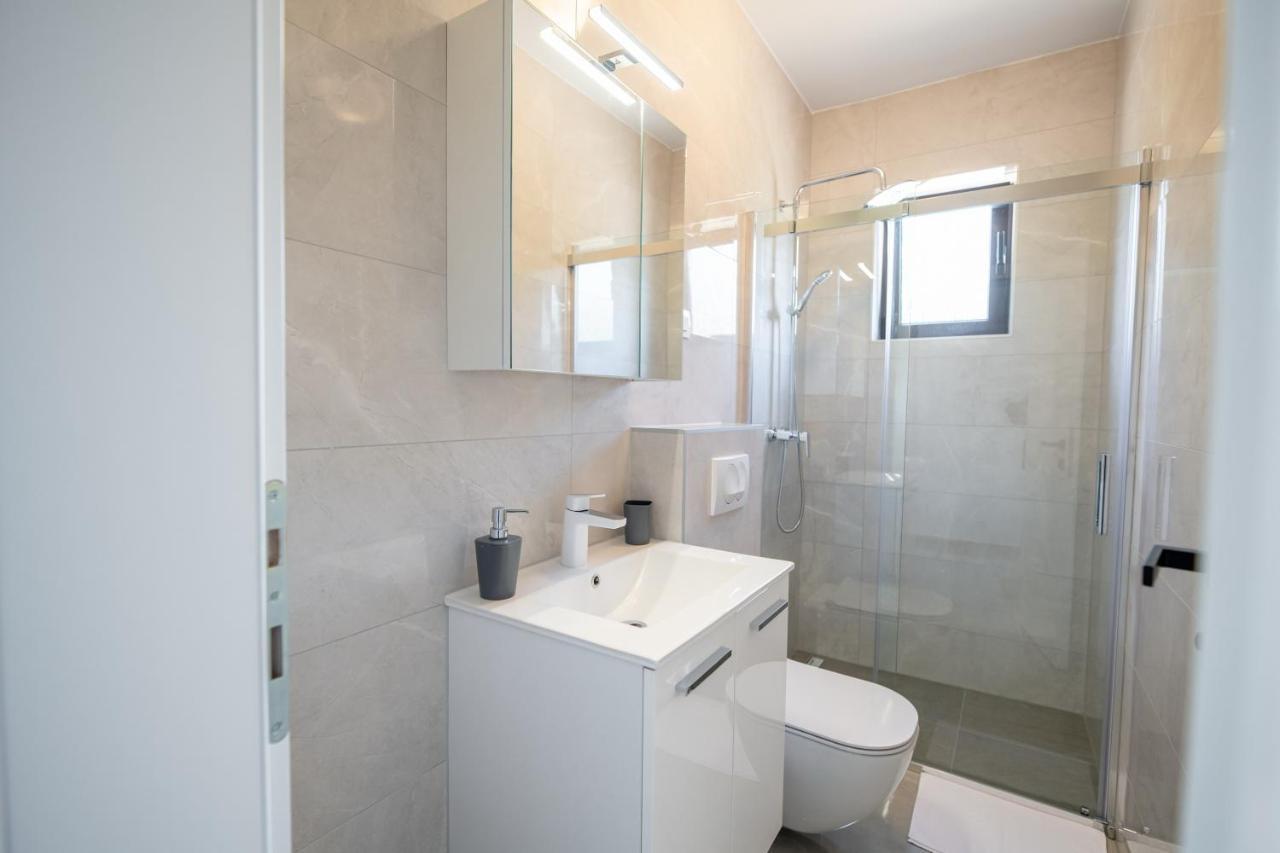 Apartments Zora Селине Экстерьер фото